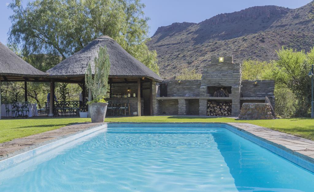 Lemoenfontein Guest House Бофорт Уест Екстериор снимка