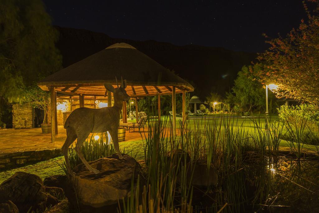 Lemoenfontein Guest House Бофорт Уест Екстериор снимка