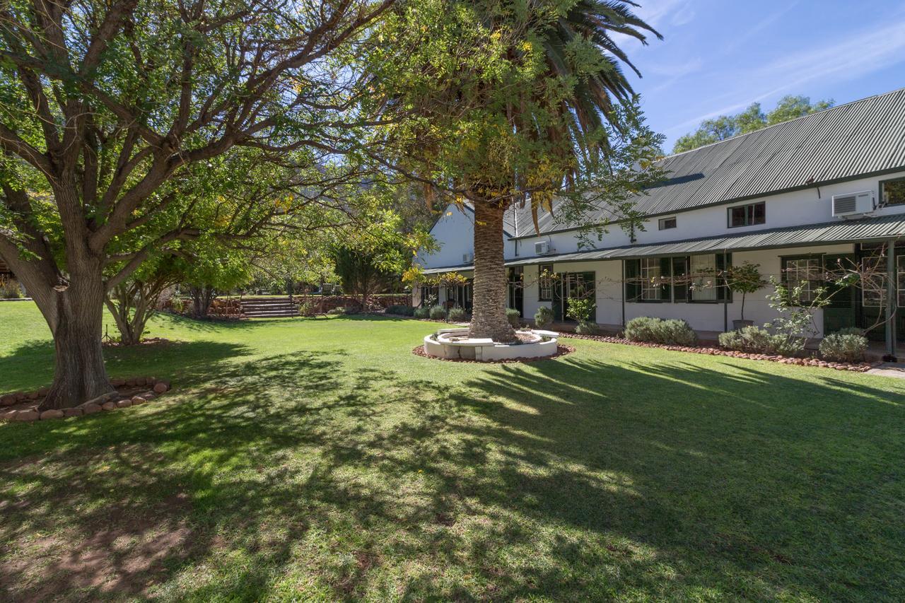 Lemoenfontein Guest House Бофорт Уест Екстериор снимка