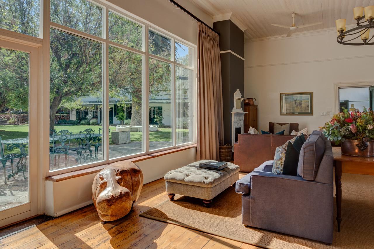Lemoenfontein Guest House Бофорт Уест Екстериор снимка